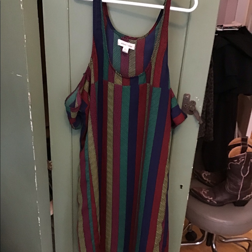 Silence and noise dress